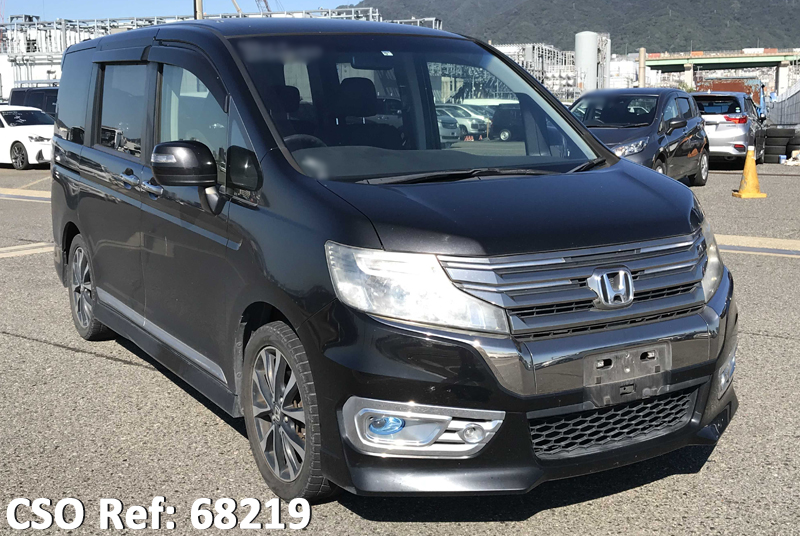 Honda / Step Wagon 2013